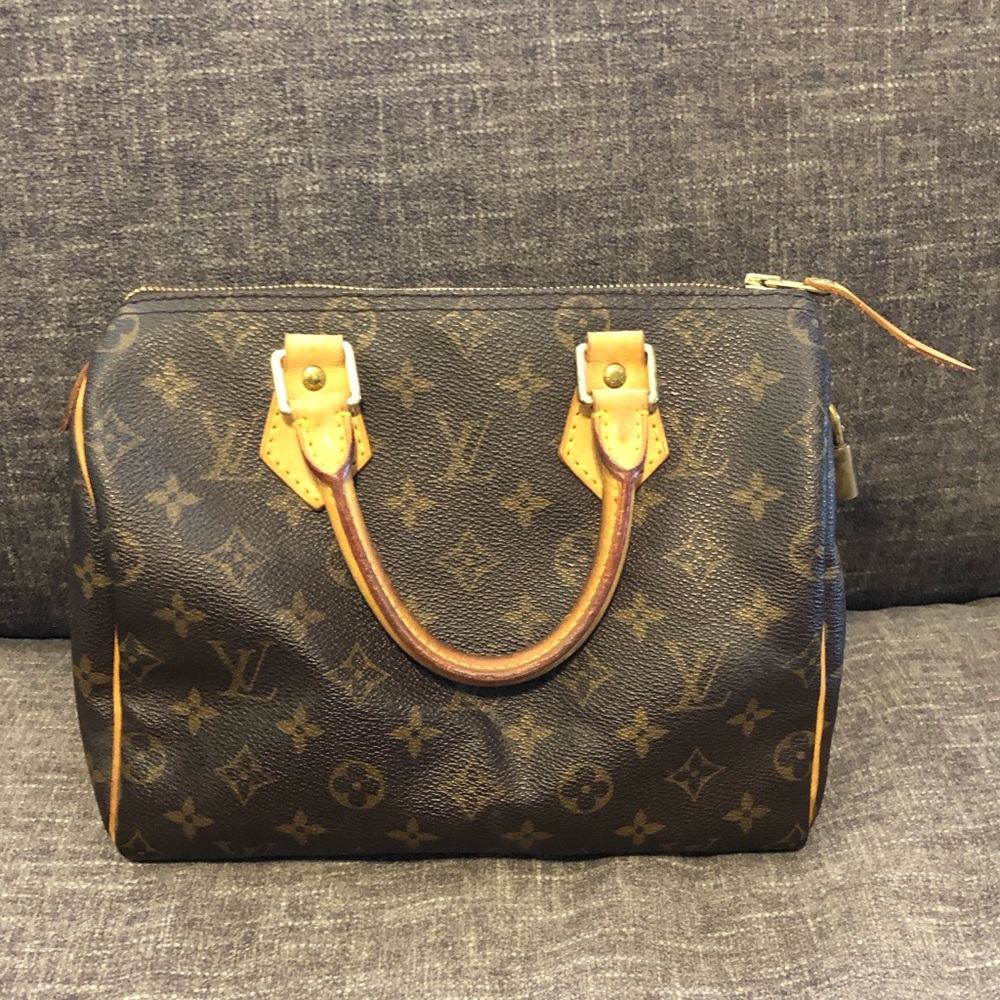 Louis Vuitton Speedy 25